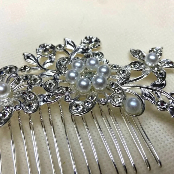 Beautiful Wedding Hair Pins & Bridal Hair Comb Set - Picture 7 of 11